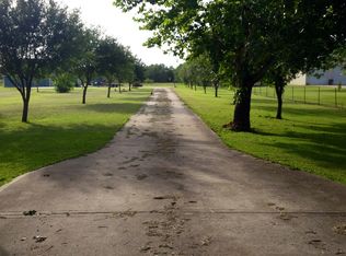 2076 County Road 180, Alvin, TX 77511