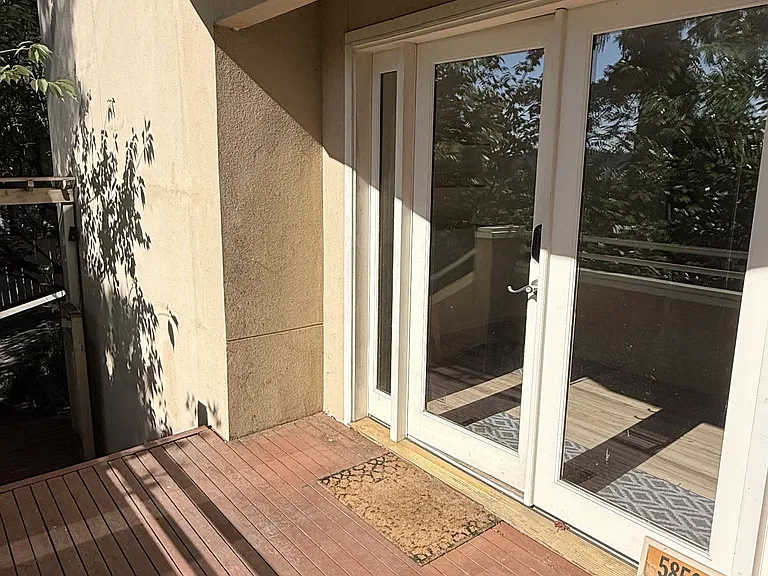 5850 W Mercer Way #A — Photo 1