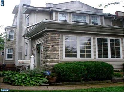 2nd image of 302 E Highland Ave