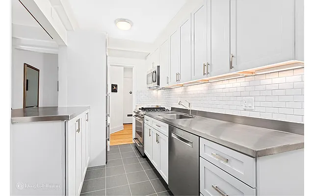 Sold by Douglas Elliman | media 13