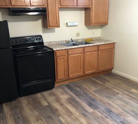 4th image of 104 Gannett Aly APT 2