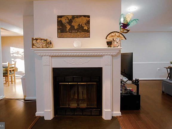 4th image of 18040 Chalet Dr #15-101
