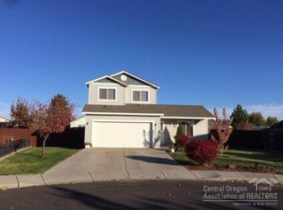 2810 NW 9th Ln, Redmond, OR 97756