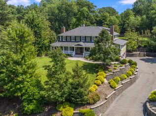 17 Far Brook Dr, Short Hills, NJ 07078