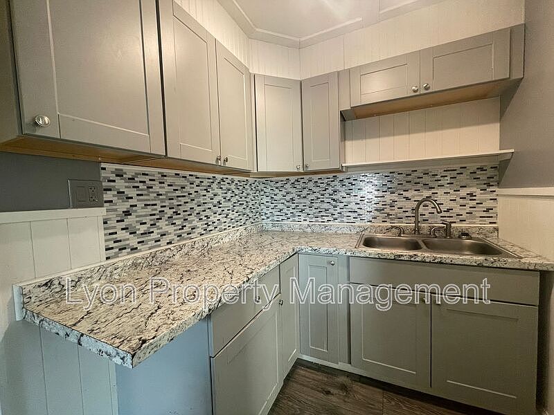 1st image of 111 Yale Ave Floor 1