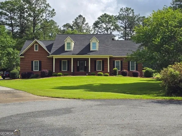 108 Oakatee Ct, Cordele, GA 31015