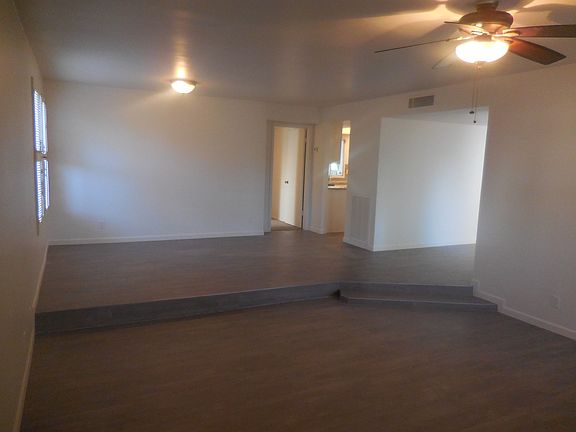 5th image of 1339 W Lobo Ave