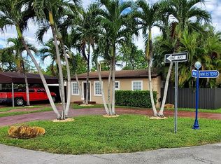 9901 NW 25th Ter, Doral, FL 33172