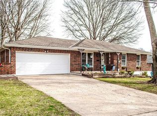 11904 E 55th St, Kansas City, MO 64133