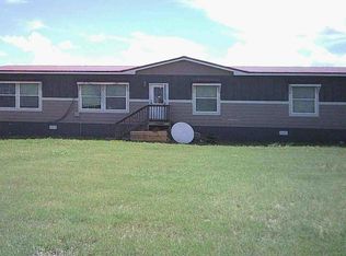 705 Armbrecht St, Winters, TX 79567