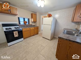 3325 Sangamon St #2, Steger, IL 60475