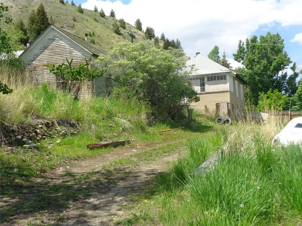 413 E 8th St, Anaconda, MT 59711