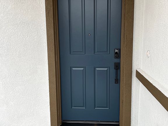 3rd image of 1752 Teller Ave