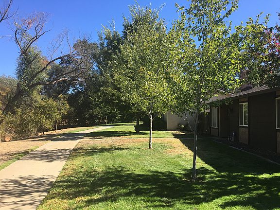 3rd image of 6360 Chapel View Ln