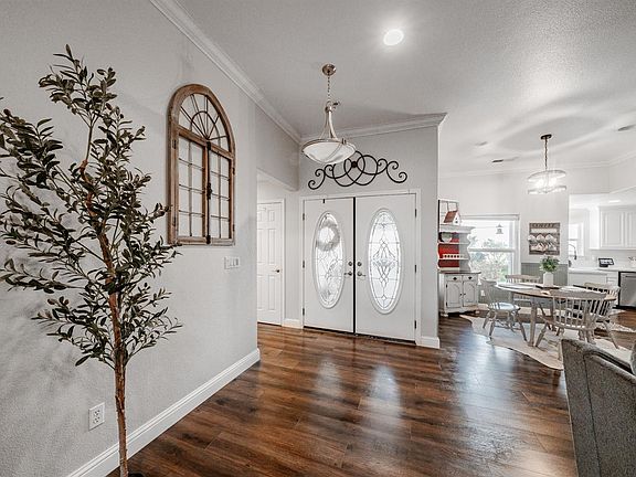 4th image of 37143 Avenue 16