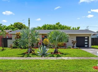 8450 NW 28th St, Sunrise, FL 33322
