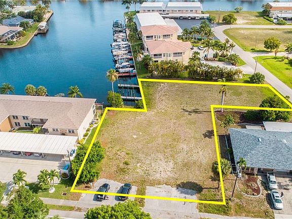 3rd image of 1749/1751 Beach Pkwy