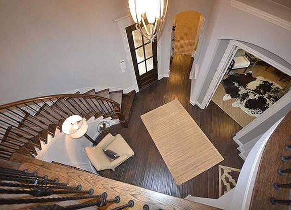 3rd image of 11084 Longleaf Ln