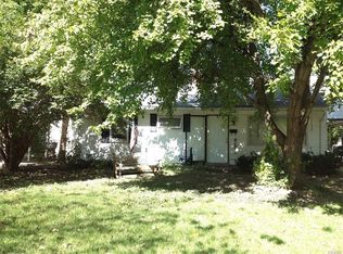 3801 N Park Dr, Belleville, IL
