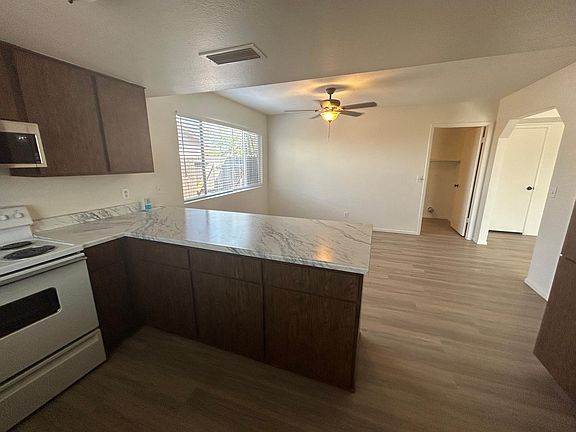 4th image of 9312 N 74th Dr