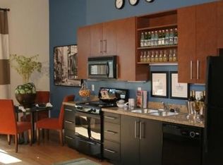 11136 Chandler Blvd APT 377, North Hollywood, CA 91601