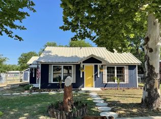 905 E Hook St, Stephenville, TX 76401