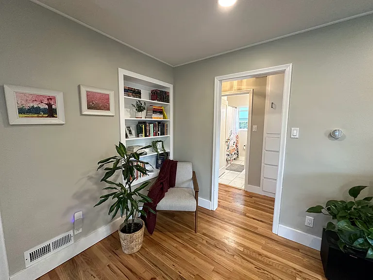 576 E 3635 S — Photo 13