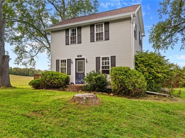 4859 Smith Rd, Marion, NY 14505
