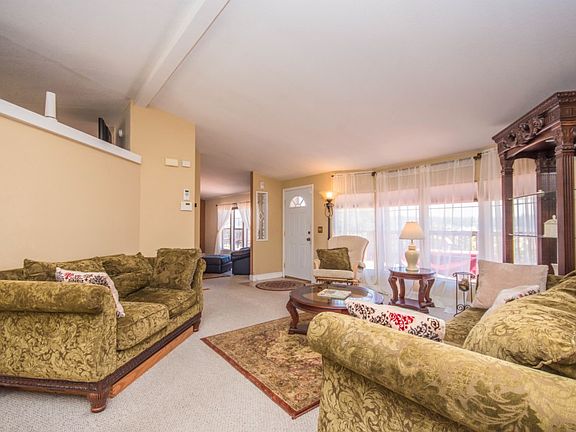4th image of 7100 Chaparral Dr