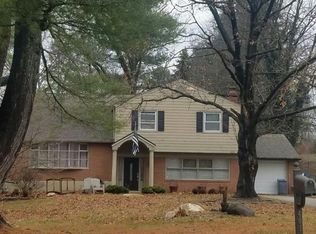 401 Hempstead Cir, Newtown Square, PA 19073