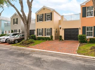 5877 Bartram St, Boca Raton, FL 33433