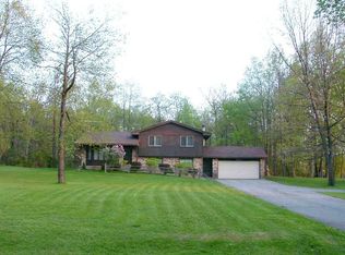 4283 Fenmore Ave, Waterford, MI 48328