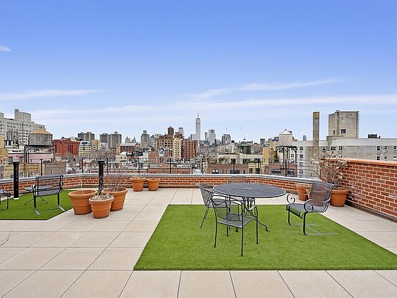 3rd image of 45 W 10th St #1G-1-G