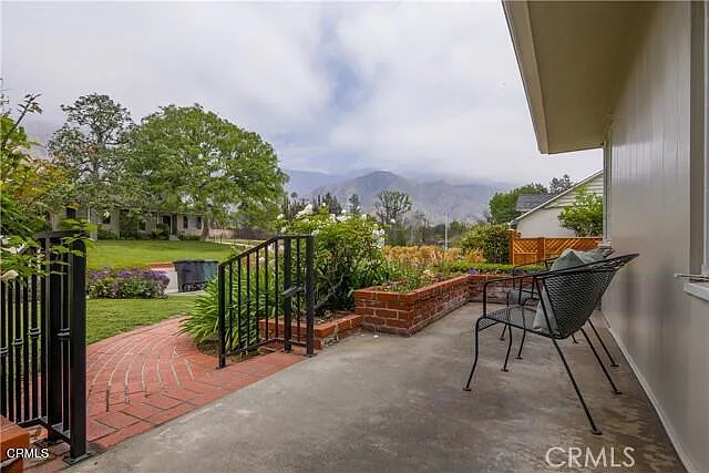 2 bed, 2.0 bath, 1564 sqft, $5,500 — Photo 3