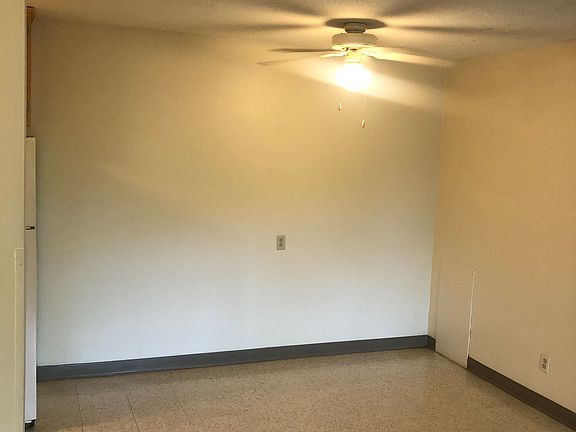 3rd image of 1240 Thomas Ave N APT 301