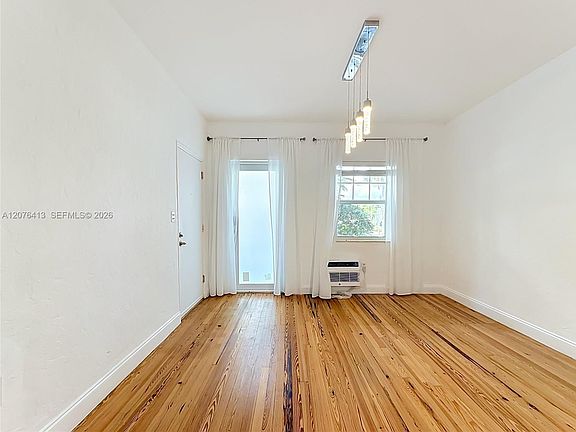 5th image of 2463 Pine Tree Dr APT 3