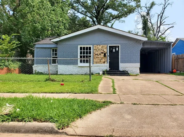 353 E 75th St, Shreveport, LA 71106