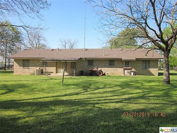4th image of 1213 W Avenue J