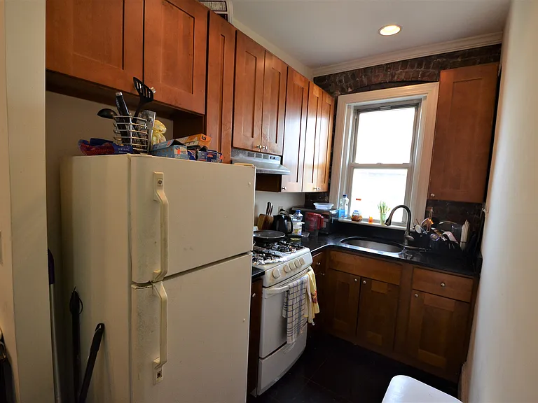59 Burbank St #37 — Photo 16
