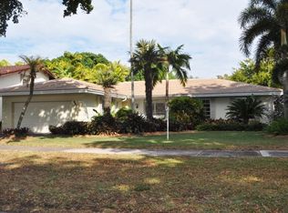 541 Bargello Ave, Coral Gables, FL 33146