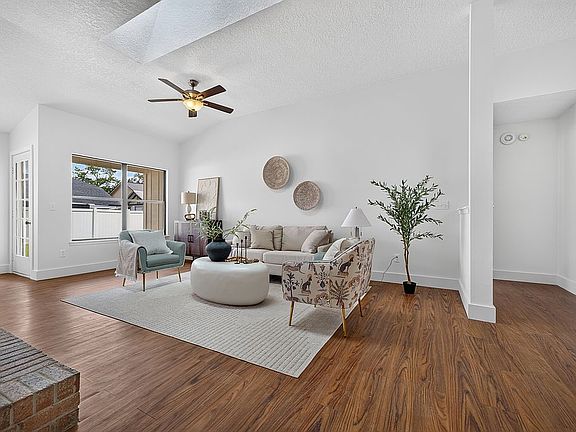 5th image of 8601 Brixton Ct