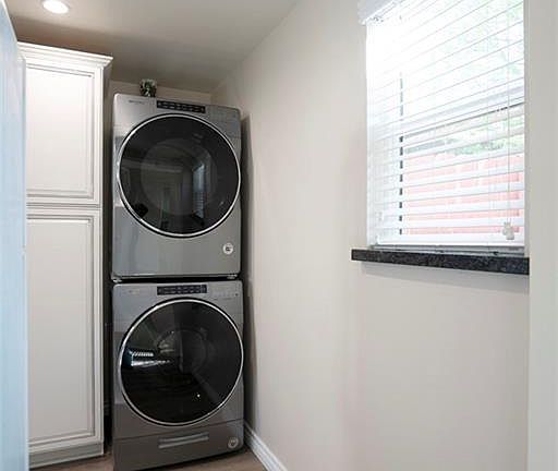 5th image of 5921 Cantaloupe Ave