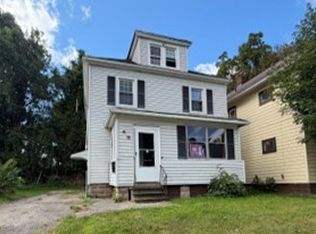 19 Leo St, Rochester, NY 14621