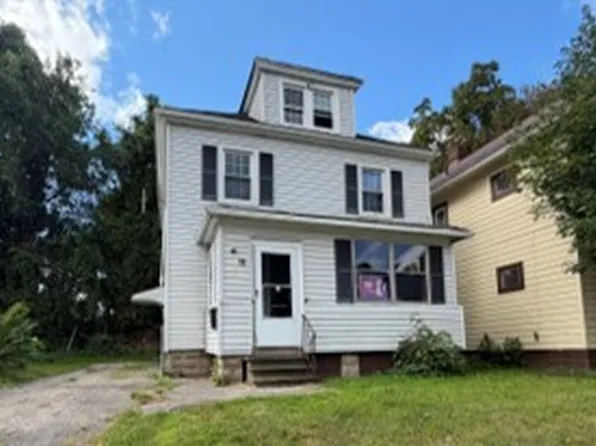 19 Leo St, Rochester, NY 14621