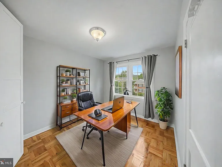 6607 Potomac Ave #C2 — Photo 16