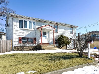 227 W Lido Promenade, Lindenhurst, NY, 11757