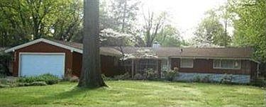 2nd image of 2351 Chestnut Dr