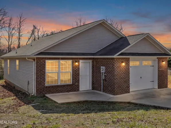 1702 Watauga St, Sevierville, TN 37876