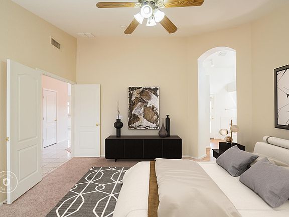 3rd image of 10201 W Country Club Trl