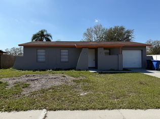 8521 Fish Lake Rd, Tampa, FL 33619